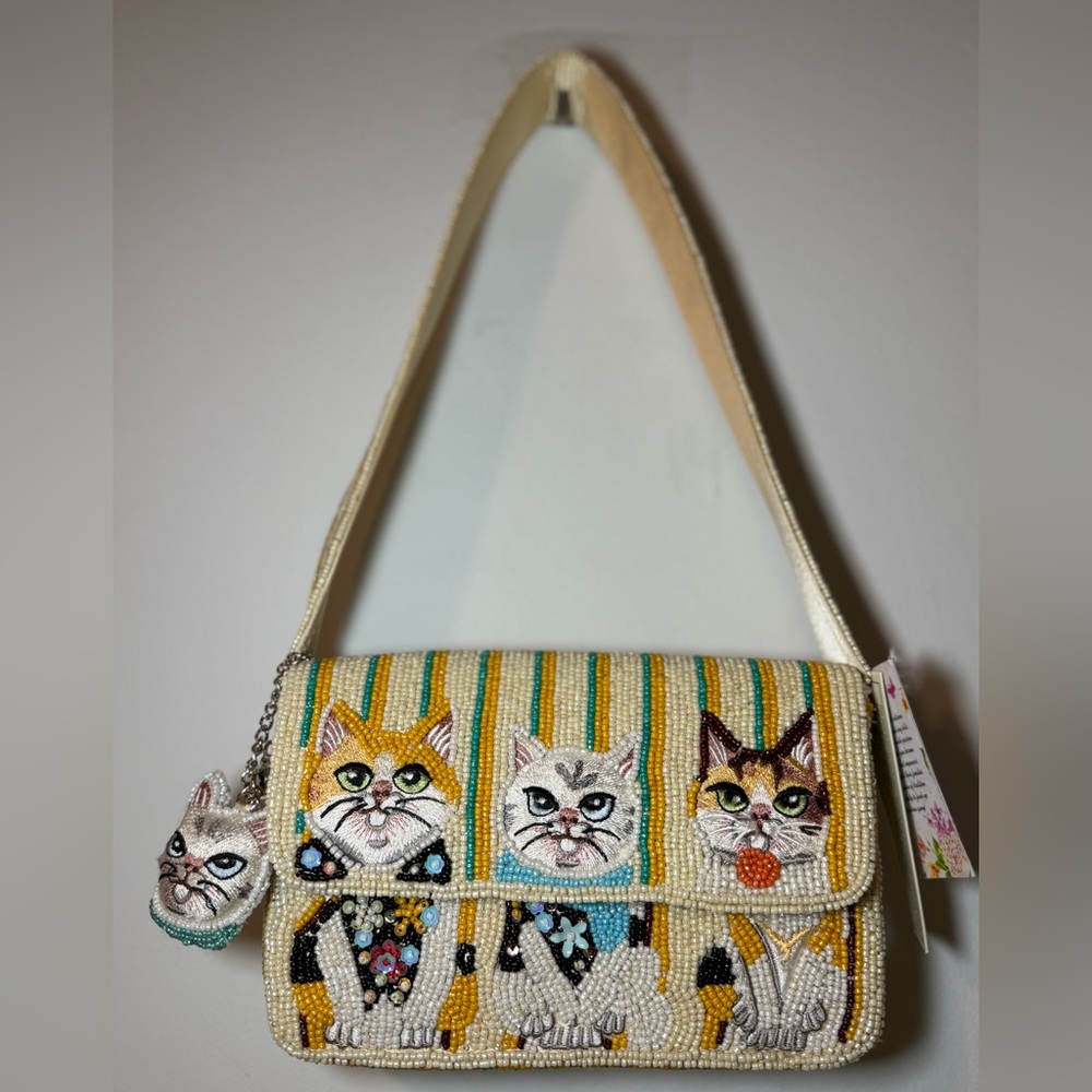 Cat Beaded Shoulder Bag - Picture 2 of 6